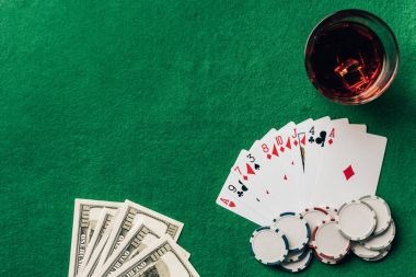 Live dealer roulette and blackjack stream interfaces